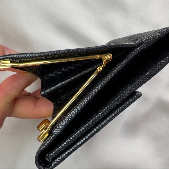 Prada Compact Saffiano Leather Wallet With Kisslock Pouch - Picture 10 of 11